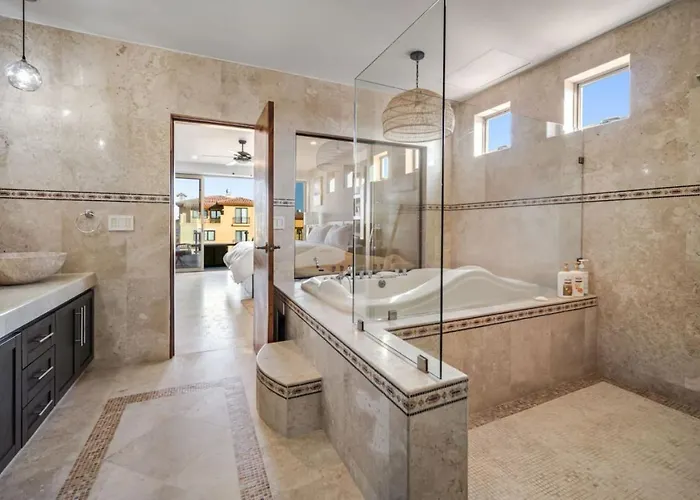 Medano Ocean View Downtown 3bd 6th Floor *