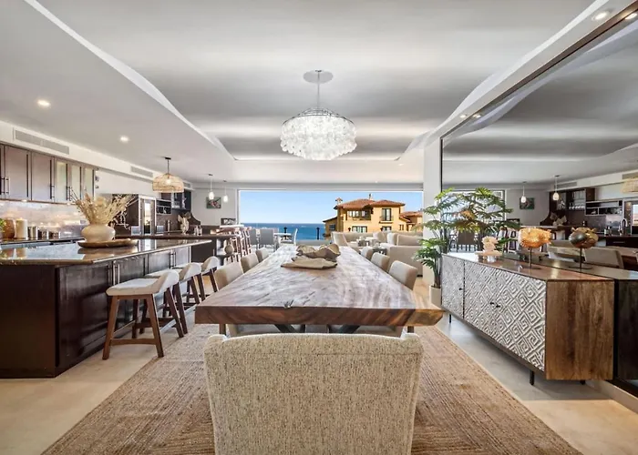 Medano Ocean View Downtown 3bd 6th Floor